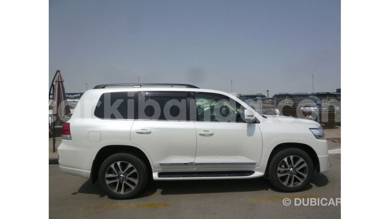 Big with watermark toyota land cruiser uganda import dubai 9452