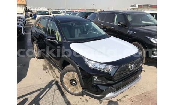 Gura Imported Toyota 4Runner Black Imodoka i Import - Dubai mu Uganda Gura Imported Toyota 4Runner Black Imodoka i Import - Dubai mu Uganda