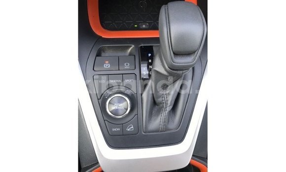 Gura Imported Toyota 4Runner Black Imodoka i Import - Dubai mu Uganda Gura Imported Toyota 4Runner Black Imodoka i Import - Dubai mu Uganda