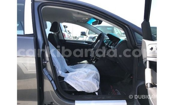Acheter Import Voiture Volkswagen Golf Autre à Import - Dubai, Ouganda Acheter Import Voiture Volkswagen Golf Autre à Import - Dubai, Ouganda