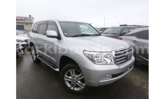 Acheter Import Voiture Toyota Land Cruiser Autre à Import - Dubai, Ouganda Acheter Import Voiture Toyota Land Cruiser Autre à Import - Dubai, Ouganda