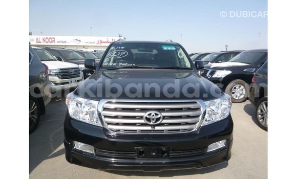 Gura Imported Toyota Land Cruiser Black Imodoka i Import - Dubai mu Uganda Gura Imported Toyota Land Cruiser Black Imodoka i Import - Dubai mu Uganda