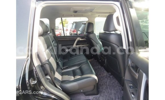 Gura Imported Toyota Land Cruiser Black Imodoka i Import - Dubai mu Uganda Gura Imported Toyota Land Cruiser Black Imodoka i Import - Dubai mu Uganda