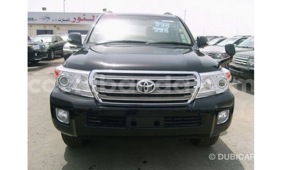 Acheter Import Voiture Toyota Land Cruiser Noir à Import - Dubai, Ouganda Acheter Import Voiture Toyota Land Cruiser Noir à Import - Dubai, Ouganda