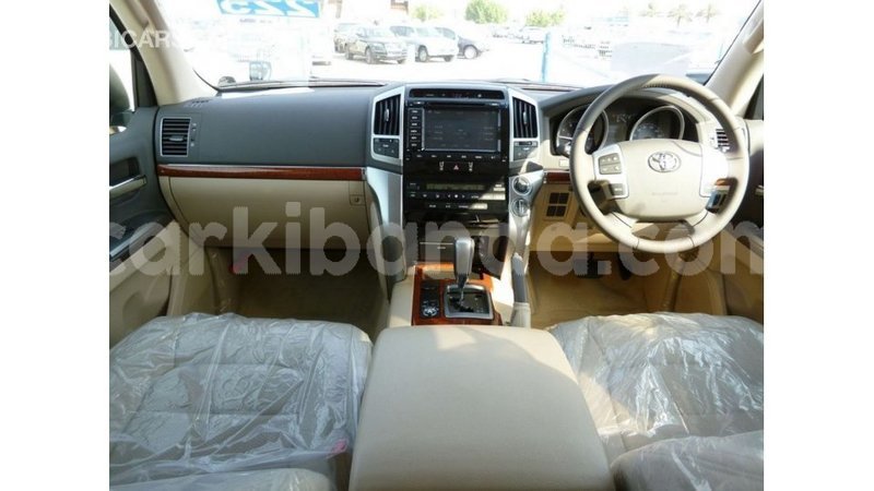 Big with watermark toyota land cruiser uganda import dubai 9460