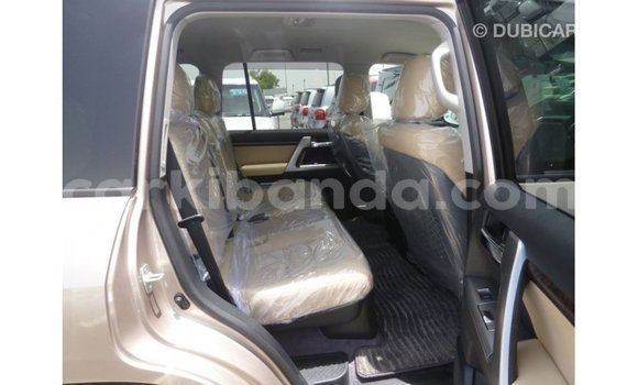 Acheter Import Voiture Toyota Land Cruiser Autre à Import - Dubai, Ouganda Acheter Import Voiture Toyota Land Cruiser Autre à Import - Dubai, Ouganda