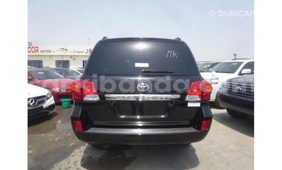 Acheter Import Voiture Toyota Land Cruiser Noir à Import - Dubai, Ouganda Acheter Import Voiture Toyota Land Cruiser Noir à Import - Dubai, Ouganda