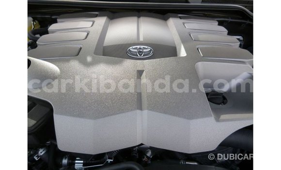 Nunua Imported Toyota Land Cruiser Nyeusi Gari ndani ya Import - Dubai nchini Uganda Nunua Imported Toyota Land Cruiser Nyeusi Gari ndani ya Import - Dubai nchini Uganda