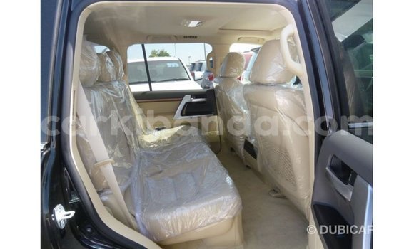 Gura Imported Toyota Land Cruiser Black Imodoka i Import - Dubai mu Uganda Gura Imported Toyota Land Cruiser Black Imodoka i Import - Dubai mu Uganda