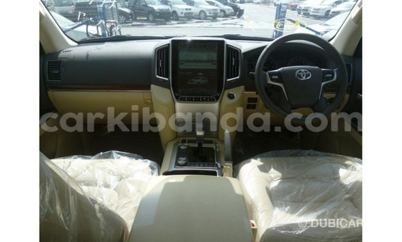 Nunua Imported Toyota Land Cruiser Nyingine Gari ndani ya Import - Dubai nchini Uganda Nunua Imported Toyota Land Cruiser Nyingine Gari ndani ya Import - Dubai nchini Uganda