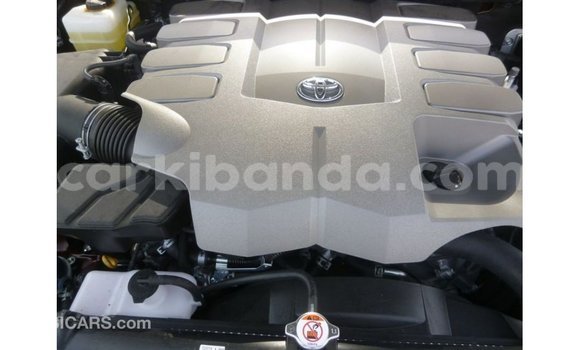 Nunua Imported Toyota Land Cruiser Nyingine Gari ndani ya Import - Dubai nchini Uganda Nunua Imported Toyota Land Cruiser Nyingine Gari ndani ya Import - Dubai nchini Uganda