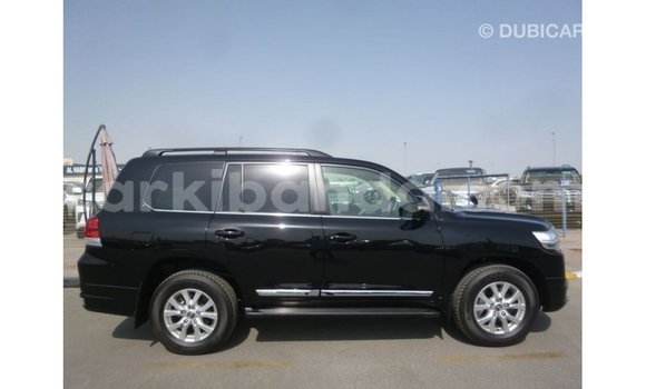 Buy Import Toyota Land Cruiser Black Car in Import - Dubai in Uganda Buy Import Toyota Land Cruiser Black Car in Import - Dubai in Uganda