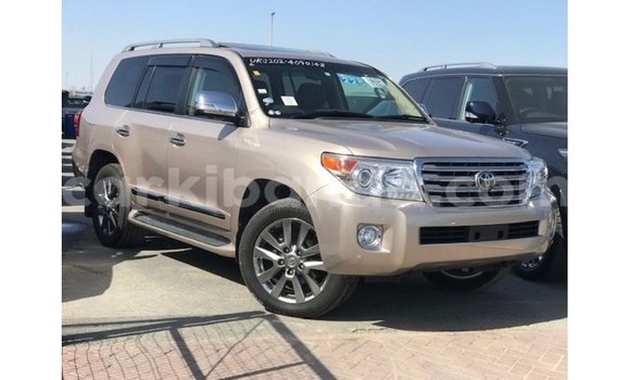 Nunua Imported Toyota Land Cruiser Nyingine Gari ndani ya Import - Dubai nchini Uganda Nunua Imported Toyota Land Cruiser Nyingine Gari ndani ya Import - Dubai nchini Uganda