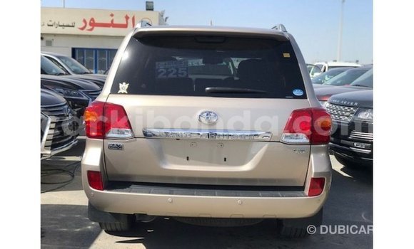 Nunua Imported Toyota Land Cruiser Nyingine Gari ndani ya Import - Dubai nchini Uganda Nunua Imported Toyota Land Cruiser Nyingine Gari ndani ya Import - Dubai nchini Uganda