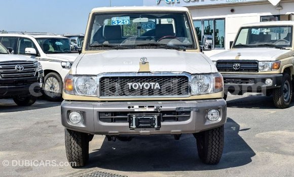 Buy Import Toyota Land Cruiser Beige Car in Import - Dubai in Uganda Buy Import Toyota Land Cruiser Beige Car in Import - Dubai in Uganda