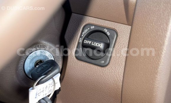 Buy Import Toyota Land Cruiser Beige Car in Import - Dubai in Uganda Buy Import Toyota Land Cruiser Beige Car in Import - Dubai in Uganda