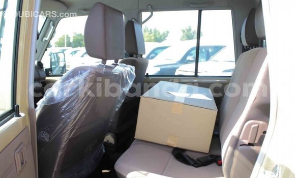 Buy Import Toyota Land Cruiser Beige Car in Import - Dubai in Uganda Buy Import Toyota Land Cruiser Beige Car in Import - Dubai in Uganda