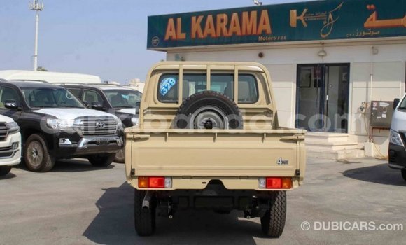 Buy Import Toyota Land Cruiser Beige Car in Import - Dubai in Uganda Buy Import Toyota Land Cruiser Beige Car in Import - Dubai in Uganda