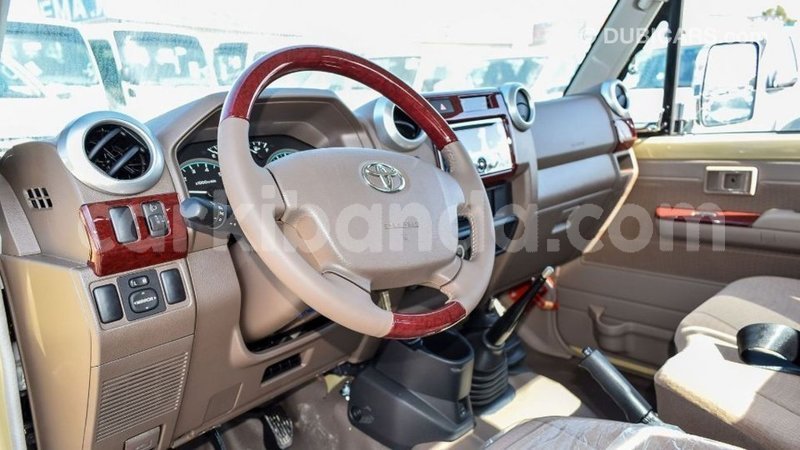Big with watermark toyota land cruiser uganda import dubai 9490