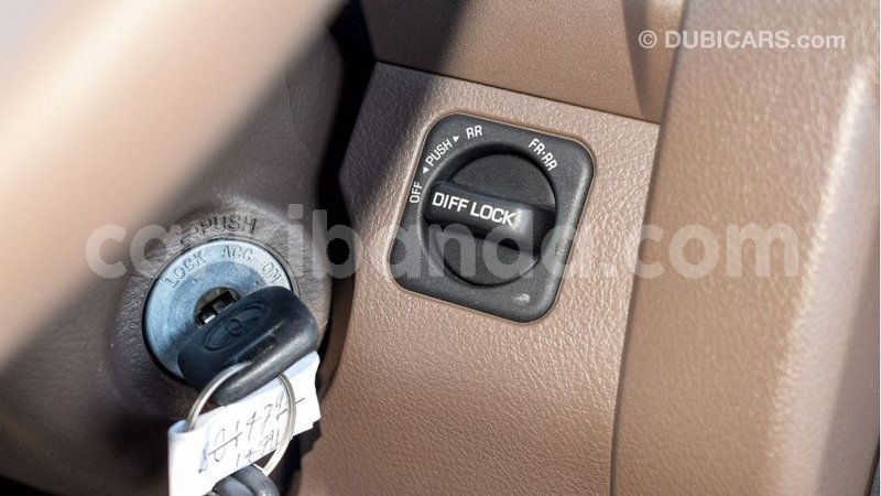 Big with watermark toyota land cruiser uganda import dubai 9490