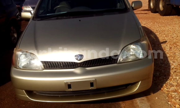 Gura Yakoze Toyota Land Cruiser Silver Imodoka i Arua mu Uganda Gura Yakoze Toyota Land Cruiser Silver Imodoka i Arua mu Uganda