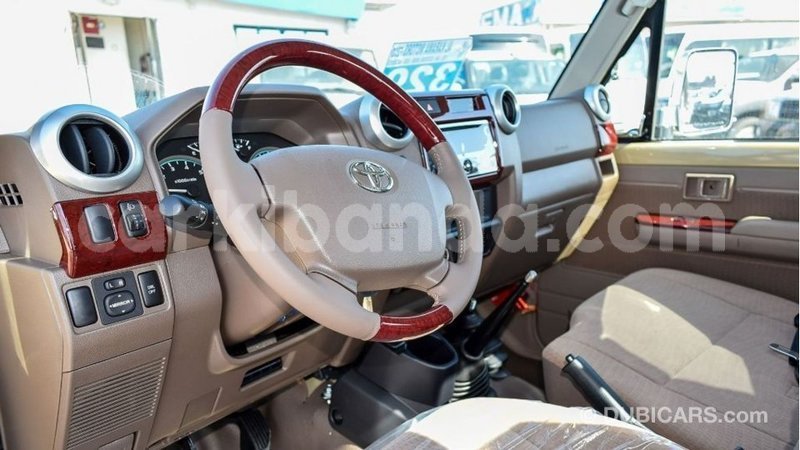 Big with watermark toyota land cruiser uganda import dubai 9493