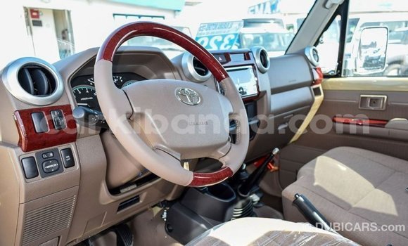 Buy Import Toyota Land Cruiser Beige Car in Import - Dubai in Uganda Buy Import Toyota Land Cruiser Beige Car in Import - Dubai in Uganda