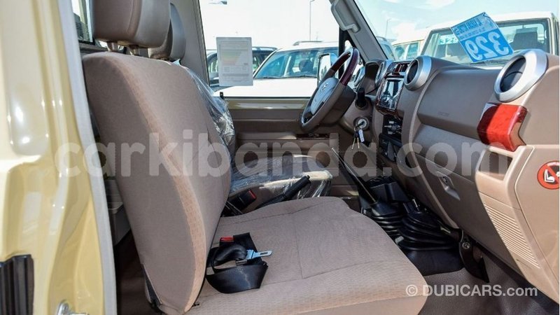 Big with watermark toyota land cruiser uganda import dubai 9493