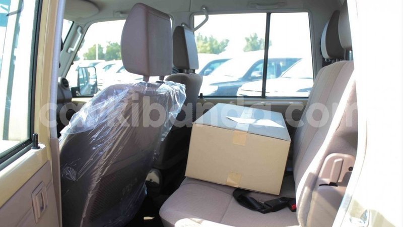 Big with watermark toyota land cruiser uganda import dubai 9494