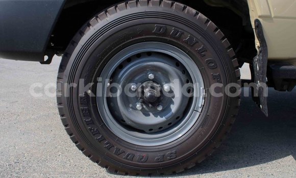 Buy Import Toyota Land Cruiser Beige Car in Import - Dubai in Uganda Buy Import Toyota Land Cruiser Beige Car in Import - Dubai in Uganda