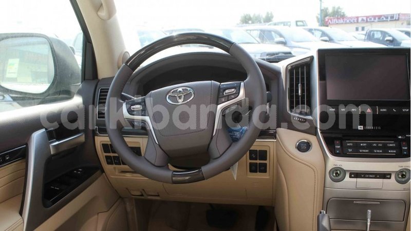 Big with watermark toyota land cruiser uganda import dubai 9499