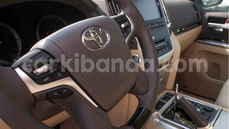 Big with watermark toyota land cruiser uganda import dubai 9499
