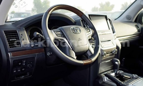 Buy Import Toyota Land Cruiser Black Car in Import - Dubai in Uganda Buy Import Toyota Land Cruiser Black Car in Import - Dubai in Uganda