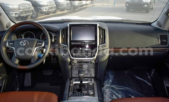 Buy Import Toyota Land Cruiser Black Car in Import - Dubai in Uganda Buy Import Toyota Land Cruiser Black Car in Import - Dubai in Uganda