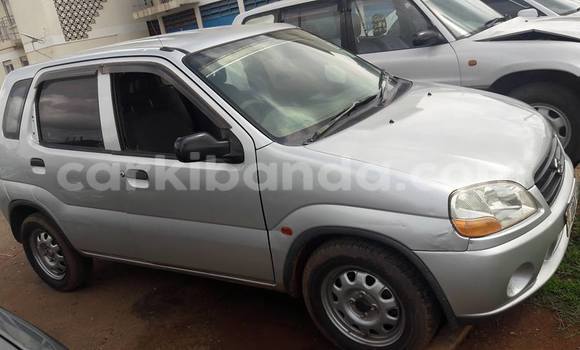 Nunua Ilio tumika Suzuki Swift Fedha Gari ndani ya Kampala nchini Uganda Nunua Ilio tumika Suzuki Swift Fedha Gari ndani ya Kampala nchini Uganda