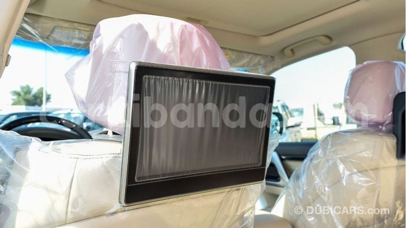 Big with watermark toyota land cruiser uganda import dubai 9502