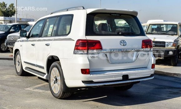 Buy Import Toyota Land Cruiser White Car in Import - Dubai in Uganda Buy Import Toyota Land Cruiser White Car in Import - Dubai in Uganda