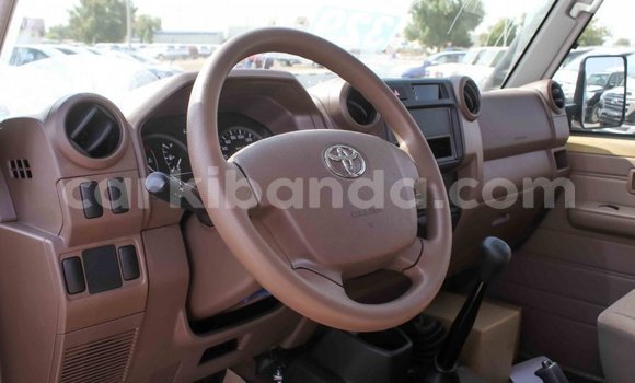 Buy Import Toyota Land Cruiser Beige Car in Import - Dubai in Uganda Buy Import Toyota Land Cruiser Beige Car in Import - Dubai in Uganda