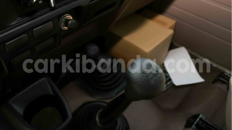 Big with watermark toyota land cruiser uganda import dubai 9510