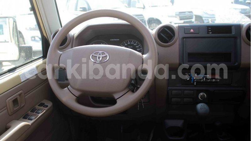 Big with watermark toyota land cruiser uganda import dubai 9510