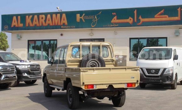 Buy Import Toyota Land Cruiser Beige Car in Import - Dubai in Uganda Buy Import Toyota Land Cruiser Beige Car in Import - Dubai in Uganda