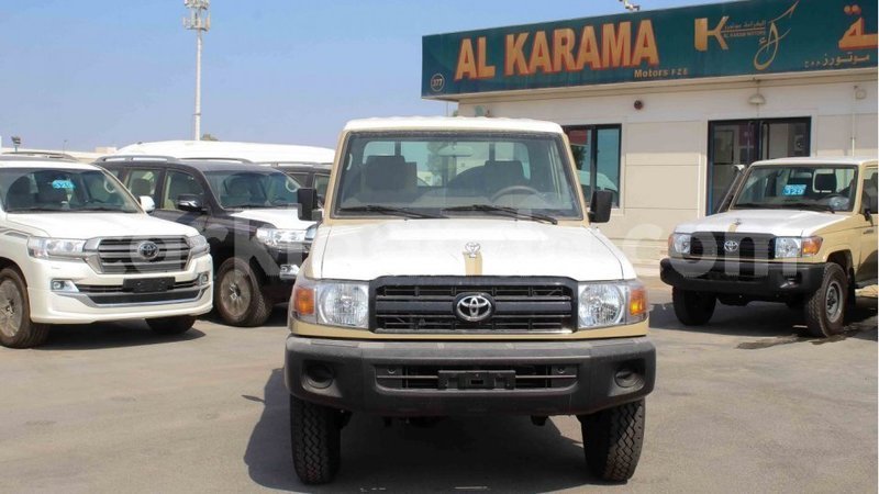 Big with watermark toyota land cruiser uganda import dubai 9511