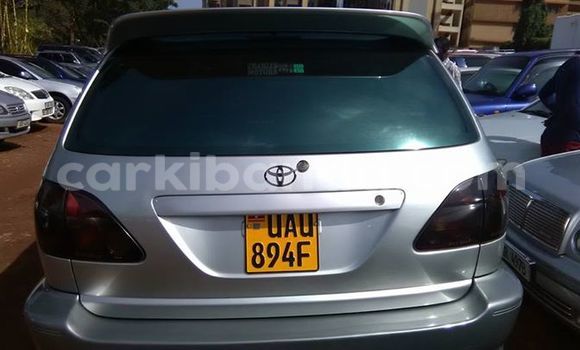Buy Used Toyota Harrier Silver Car in Kampala in Uganda Buy Used Toyota Harrier Silver Car in Kampala in Uganda