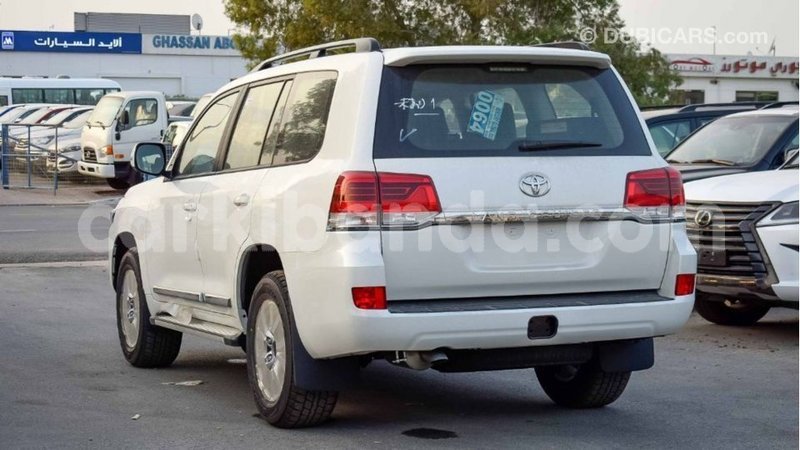 Big with watermark toyota land cruiser uganda import dubai 9519