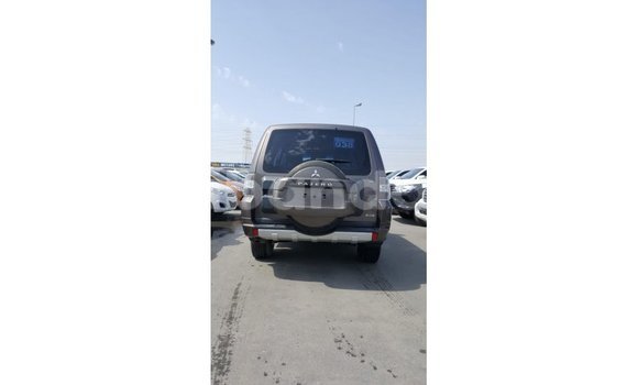 Buy Import Mitsubishi Pajero Brown Car in Import - Dubai in Uganda Buy Import Mitsubishi Pajero Brown Car in Import - Dubai in Uganda