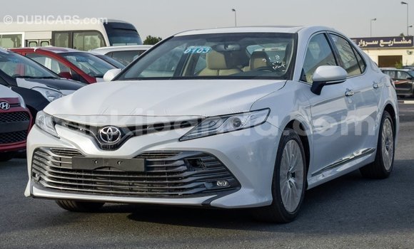 Buy Import Toyota Camry White Car in Import - Dubai in Uganda Buy Import Toyota Camry White Car in Import - Dubai in Uganda