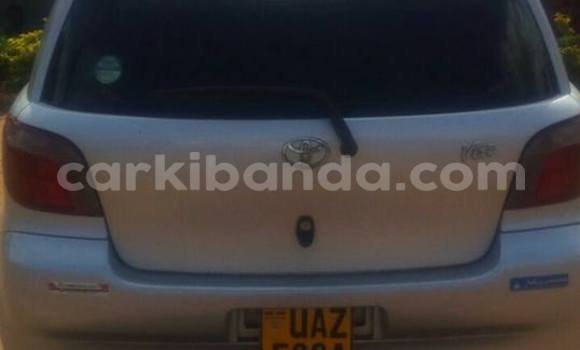Gura Yakoze Toyota Vitz Silver Imodoka i Kampala mu Uganda Gura Yakoze Toyota Vitz Silver Imodoka i Kampala mu Uganda