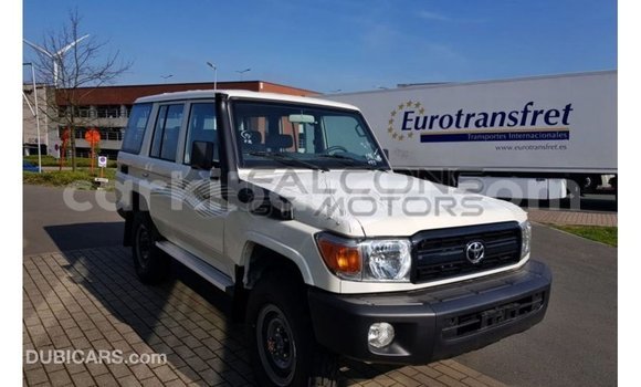 Buy Import Toyota Land Cruiser White Car in Import - Dubai in Uganda Buy Import Toyota Land Cruiser White Car in Import - Dubai in Uganda