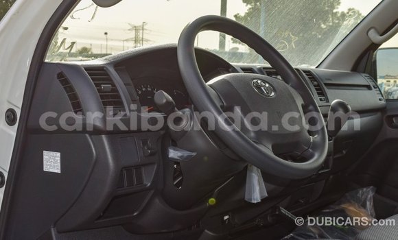 Buy Import Toyota Hiace White Car in Import - Dubai in Uganda Buy Import Toyota Hiace White Car in Import - Dubai in Uganda