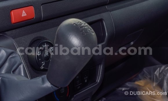 Buy Import Toyota Hiace White Car in Import - Dubai in Uganda Buy Import Toyota Hiace White Car in Import - Dubai in Uganda